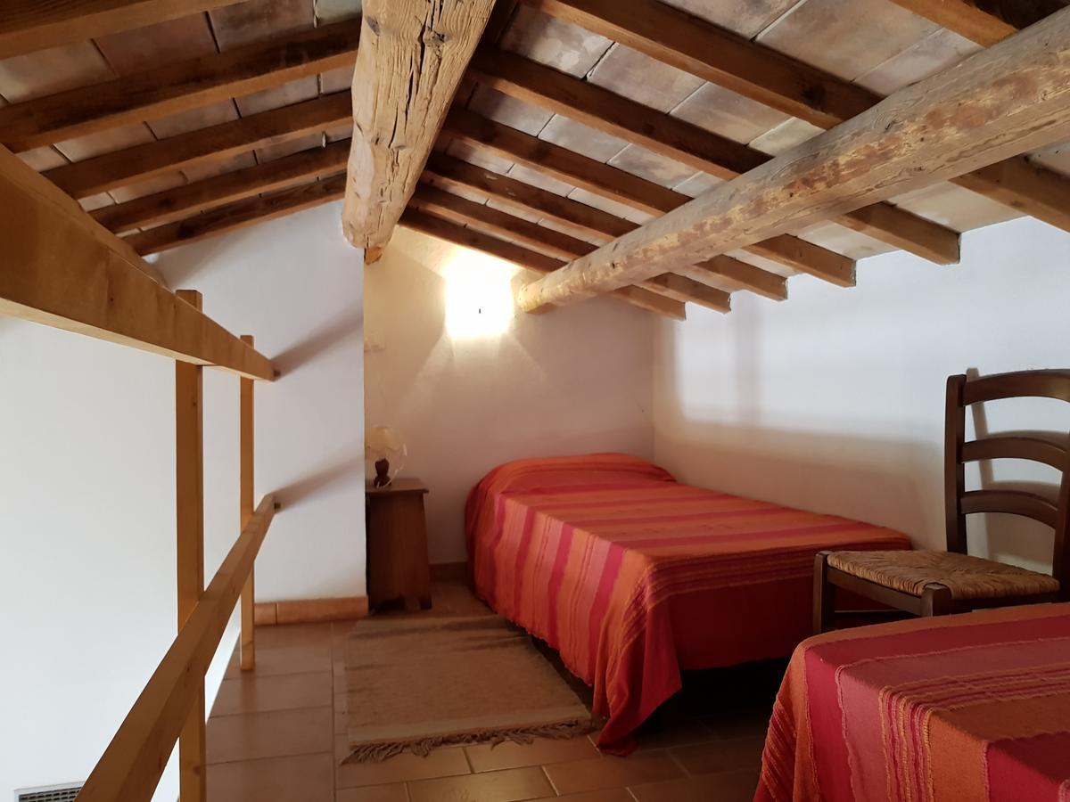 Agriturismo Bio Le 4 Stagioni Porrona Eksteriør bilde